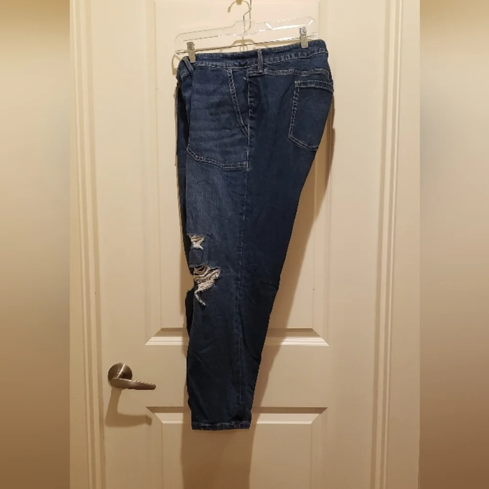 Torrid Womens Blue Distressed Boyfriend Jeans